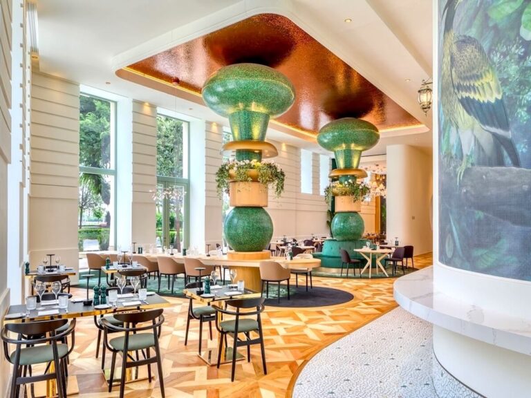 AGOS restaurant dining room, Kimpton BEM Budapest