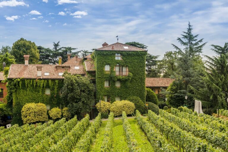 L'Albereta Relais & Chateaux, L'Albereta Relais & Chateaux