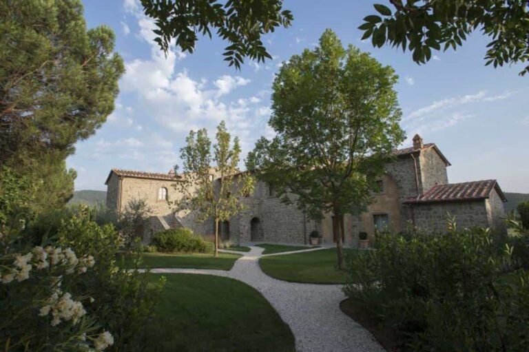 The Courtyard in Morning Light, La Corte dei Papi Relais Spa & Restaurant