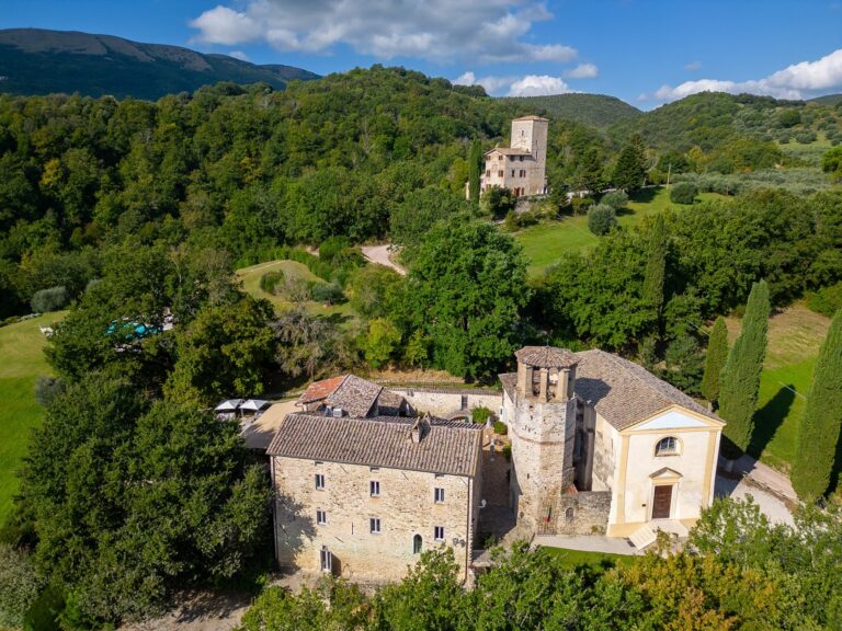 The Pieve San Quirico Castle and medieval Tower, Le Torri di Bagnara Castles