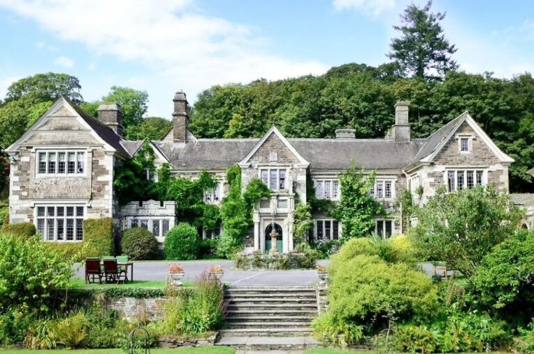 Lewtrenchard Manor