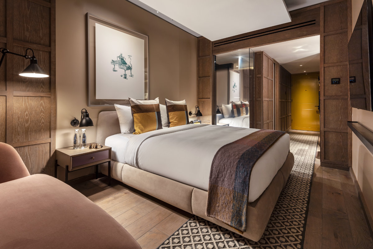 londoner review the londoner bedroom deluxe king