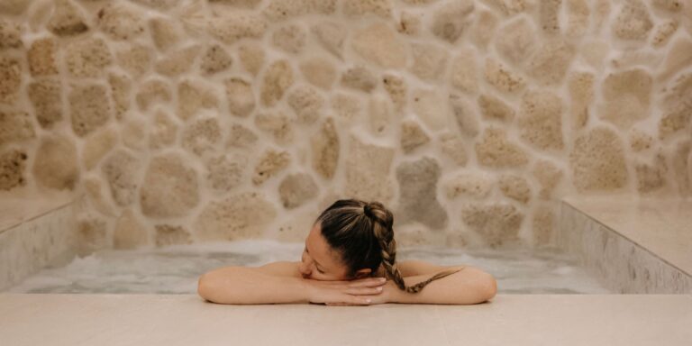 Relaxation area at The Cure day spa, Long Bay Beach Resort