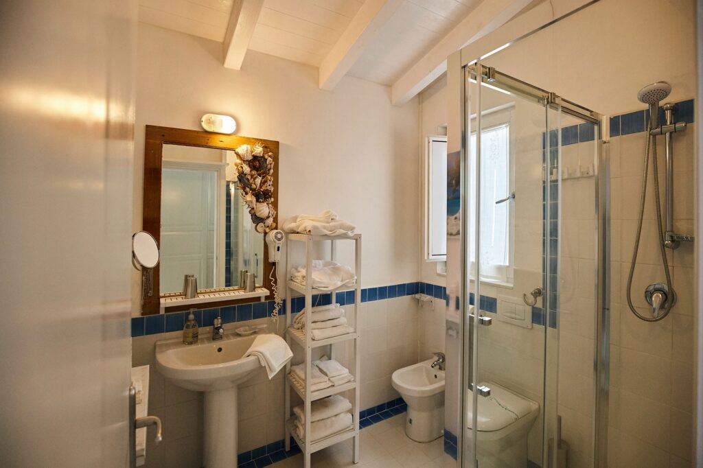 Lido Suites, photograph 4