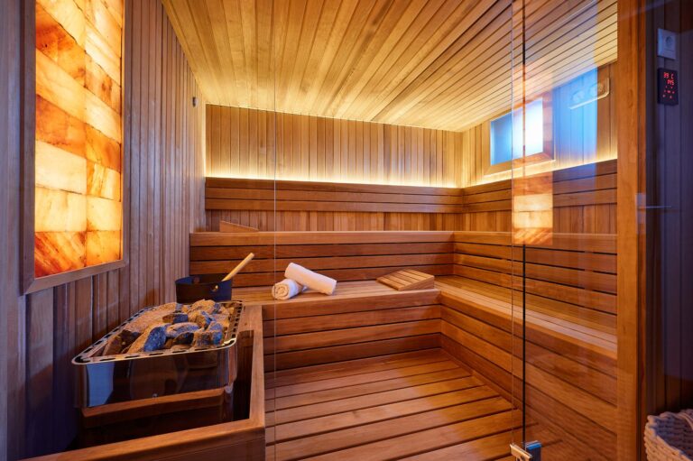 The Finnish sauna, Lupus Mare
