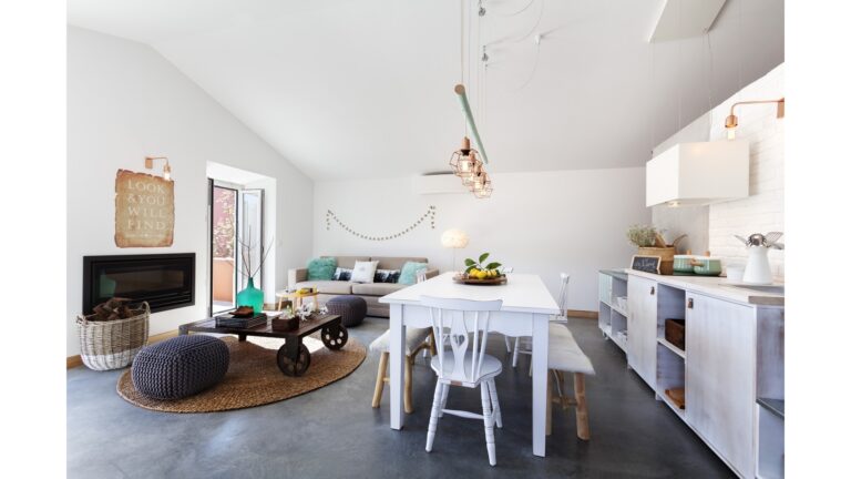 Master Suite living and kitchen area, Luz Houses