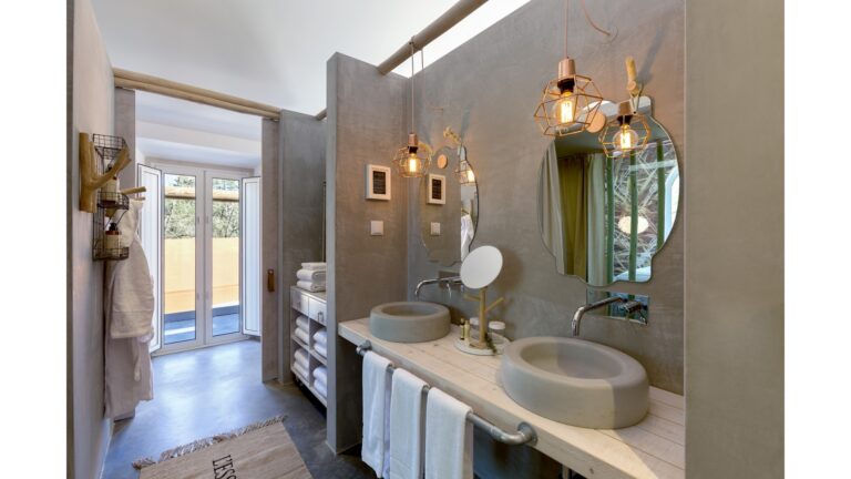 Master Suite bathroom with double stone basins, Luz Houses
