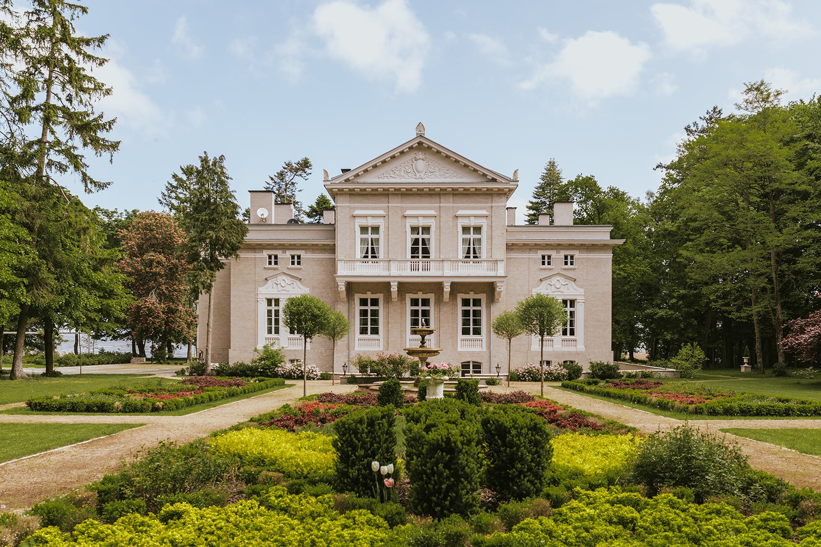 Palace front and formal garden, Manowce Palace