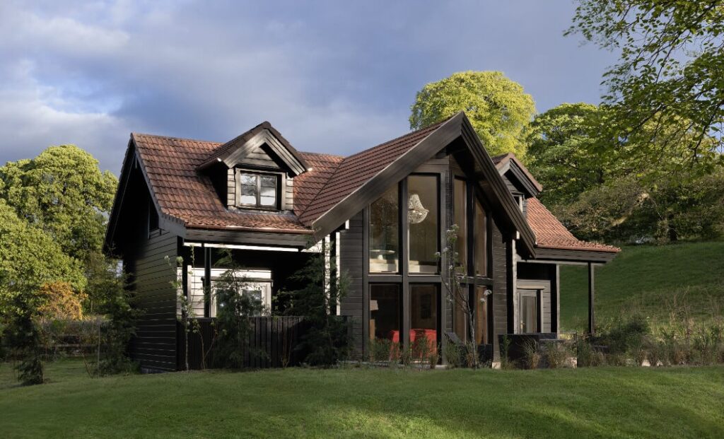 Riverside Lodge