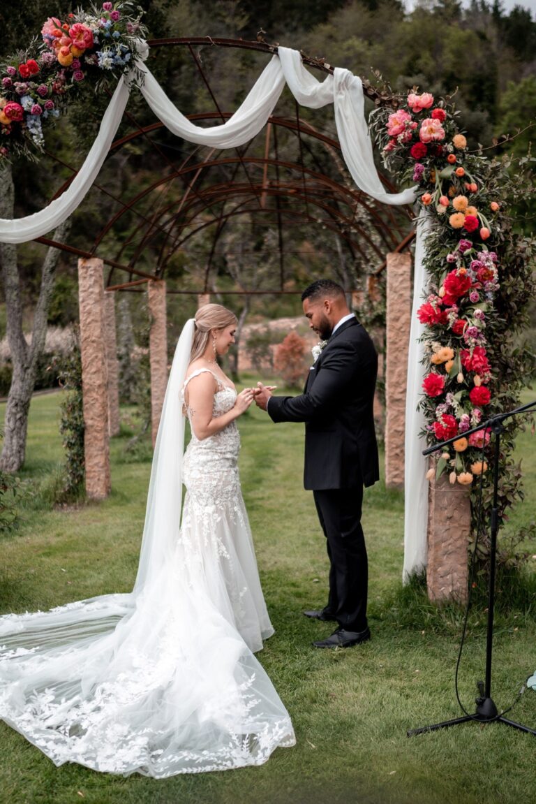 Vows Beneath the Flowers, Mas Huix