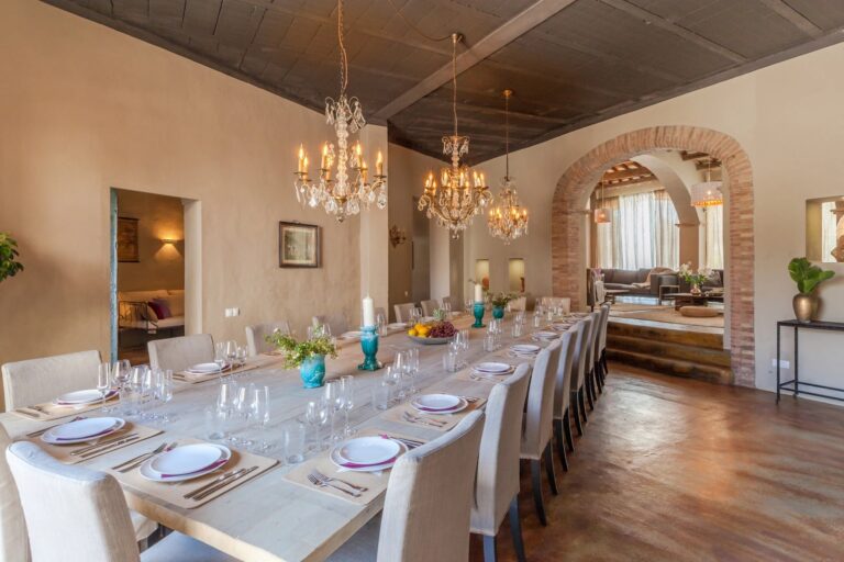A Wedding Banquet Beneath Chandeliers, Masia Victoria