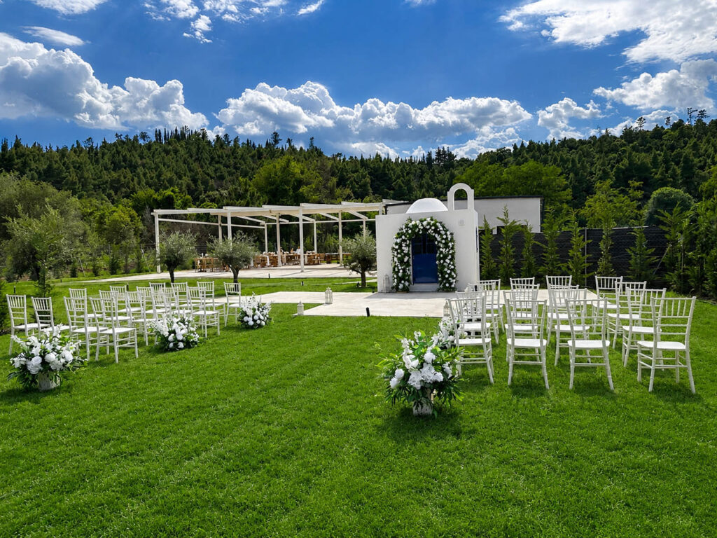 Ceremony, dinner and party in one place