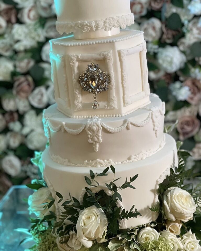 , Mistry Cakes Couture