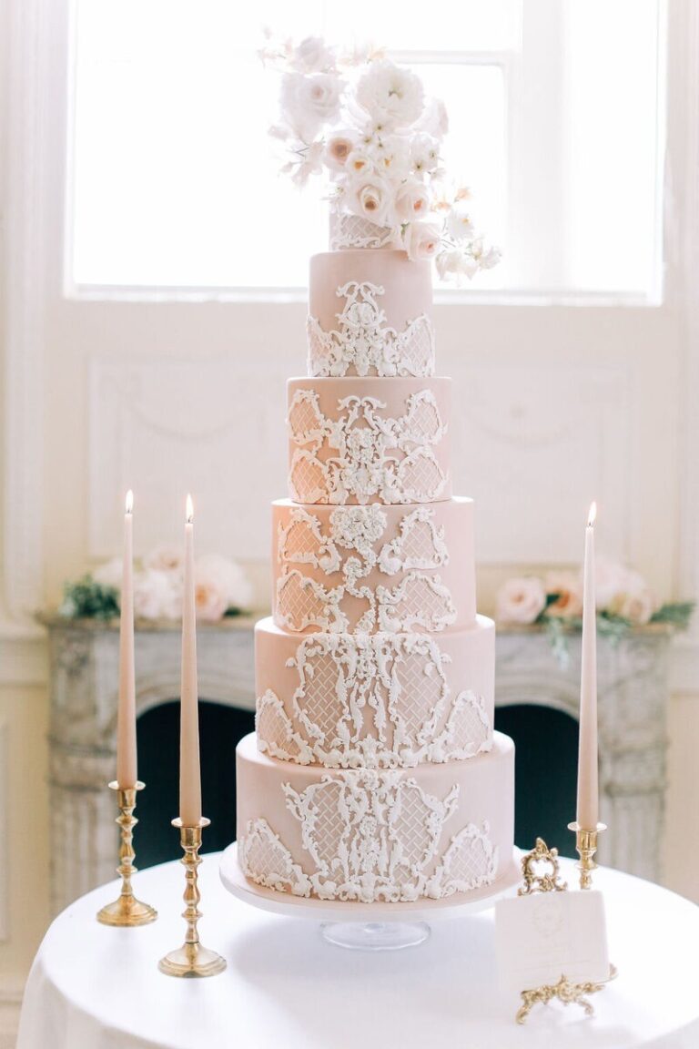 , Monannie Cakes & Confectionery