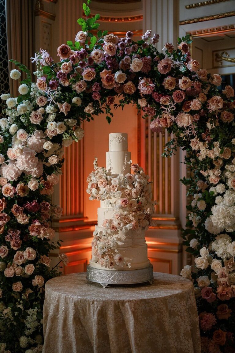 , Monannie Cakes & Confectionery