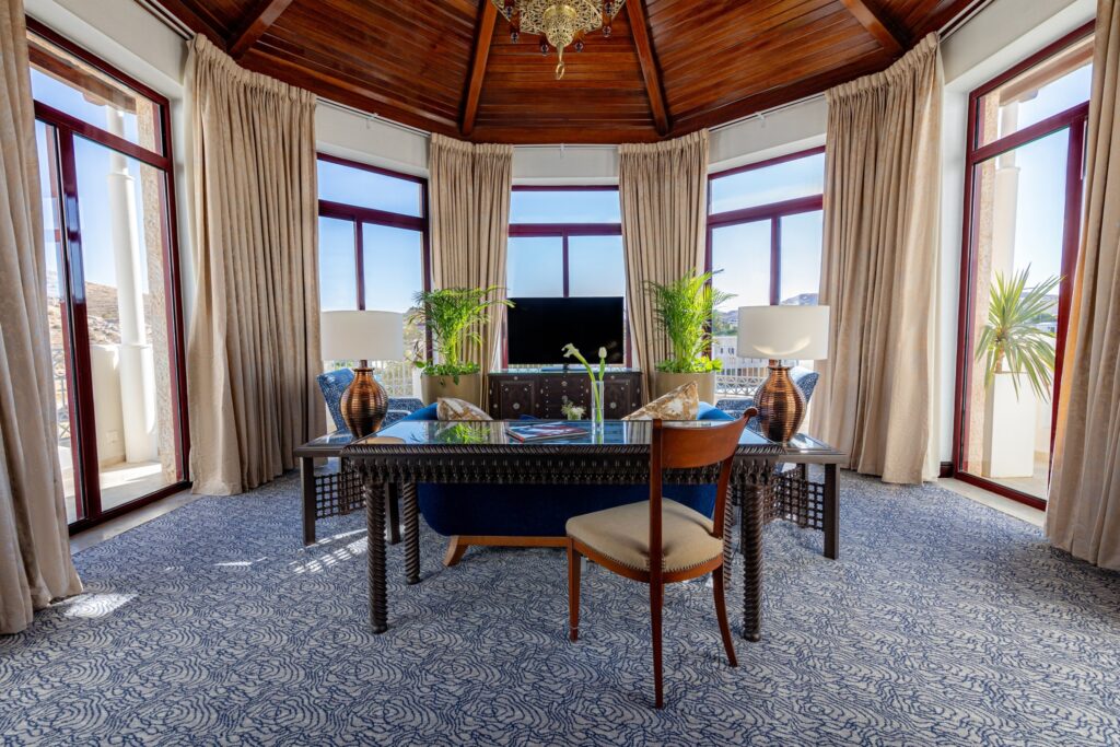 Suite and Royal suite, photograph 3