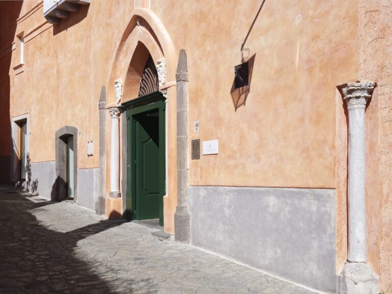 The entrance to the palace on Via San Giovanni del Toro, Palazzo Avino