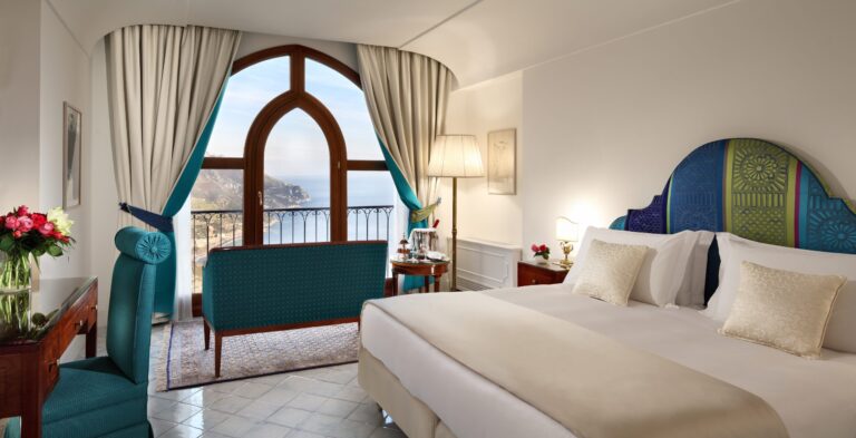 Deluxe sea view room with a French balcony, Palazzo Avino