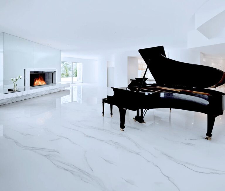 The piano bar, Palazzo Beverly Hills