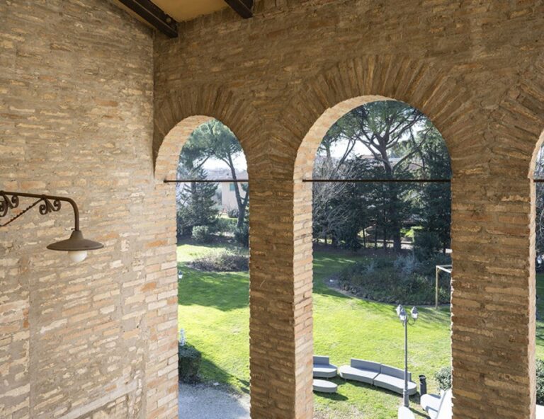 The stone arches onto the park, Parco dei Cavalieri