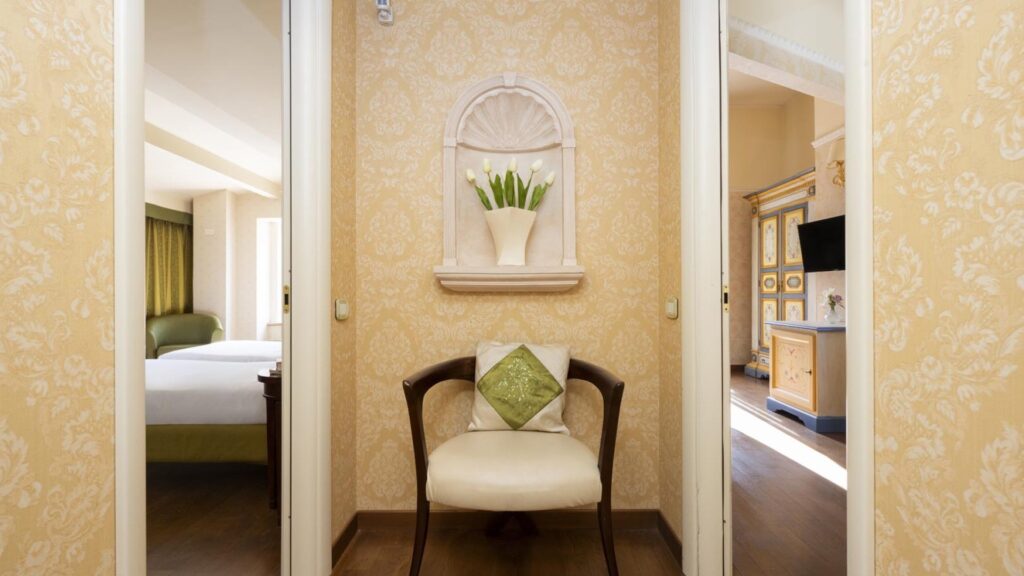 The suite with terrace, bedroom, Parco dei Cavalieri
