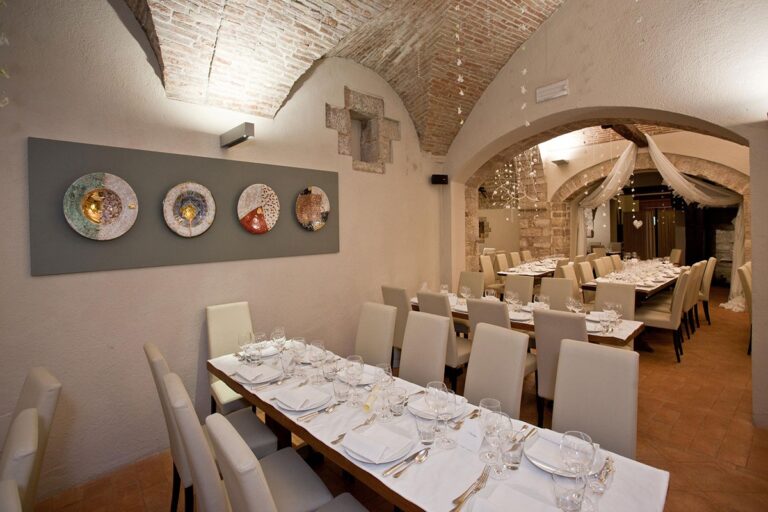 Among the Barrels, Park Hotel ai Cappuccini