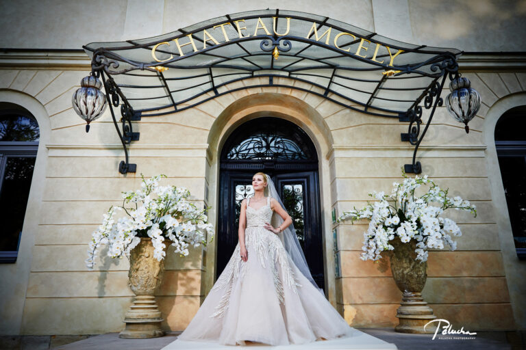 Bride in the entrance of Chateau Mcely, Petr Pelucha Photography