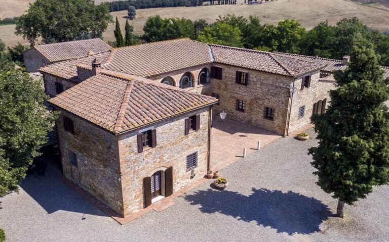 The Villa from the Grounds, Pometti Estate, Villa Boscarello