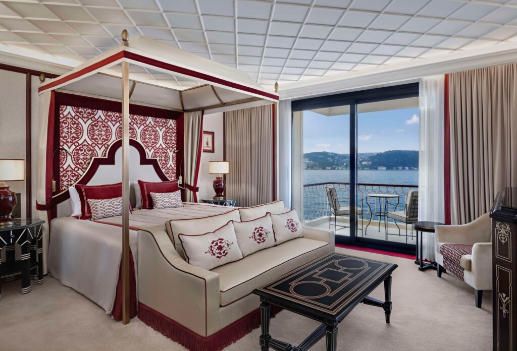 Deluxe Çırağan Bosphorus View Room