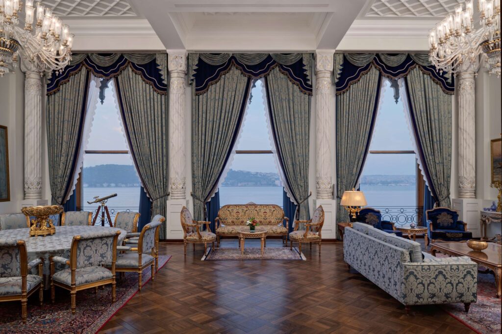 Lilium Garden Room