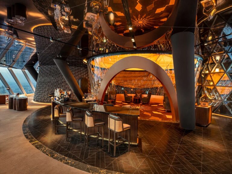 The Rooftop Bar, Raffles Doha