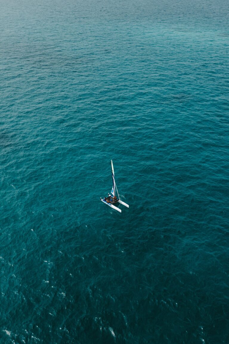 Catamaran sailing, Reethi Beach Maldives