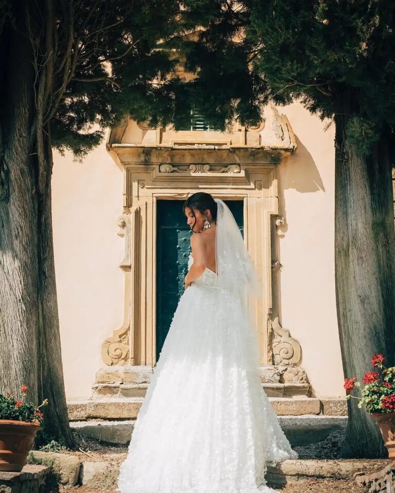 The Bride at the Chapel, Relais & Châteaux Il Falconiere & Spa