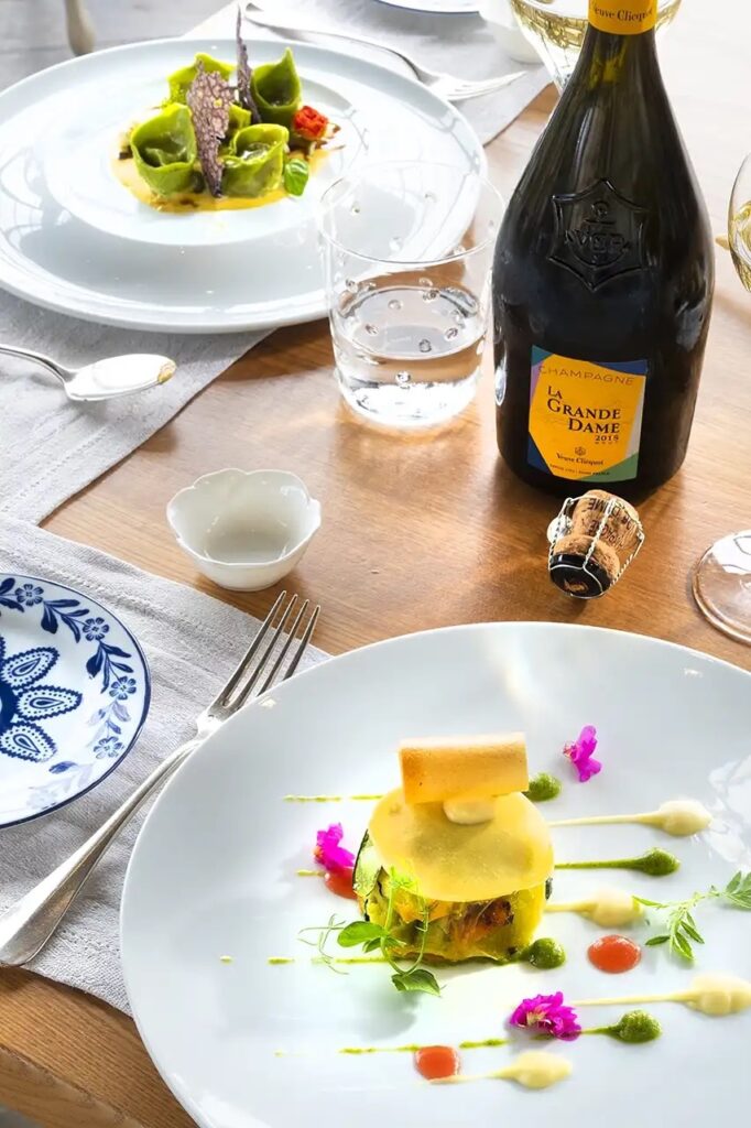 A Michelin table on the estate