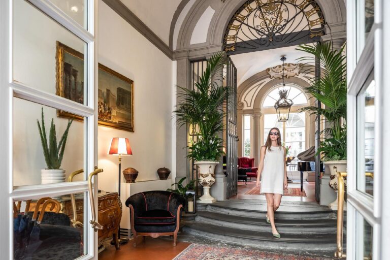 Arriving at the Palazzo, Relais Santa Croce by Baglioni Hotels