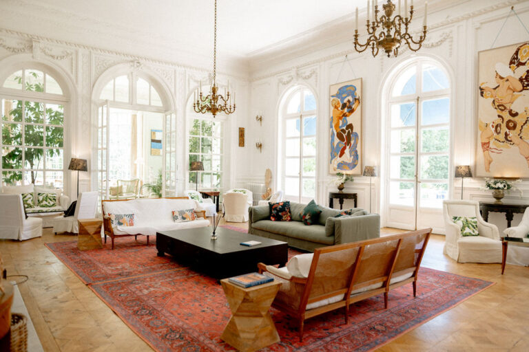 The Grand Salon of La Folie, Rocabella