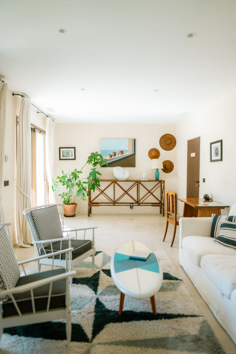 The lounge at Le Cottage, Rocabella