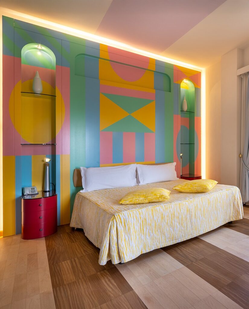 Mendini Cult Concept Suite