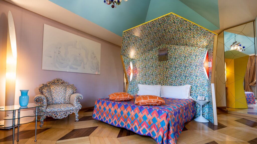Mendini Island Concept Suite