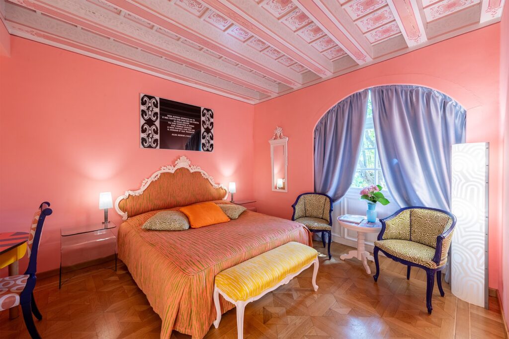 Grand Superior Room