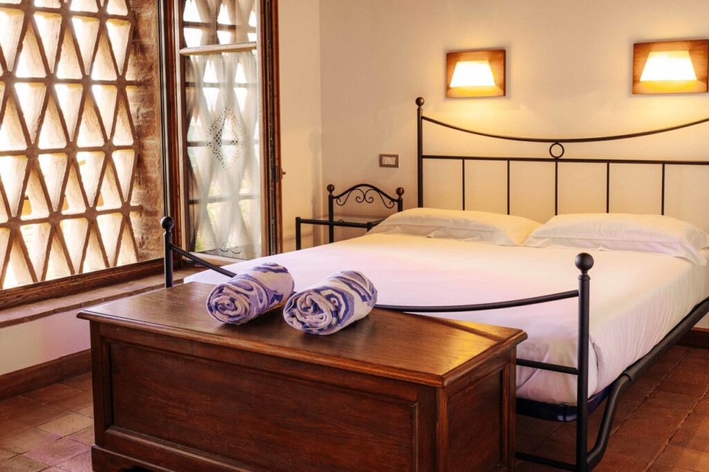 Villa Case Nuove, Suites and Double Rooms