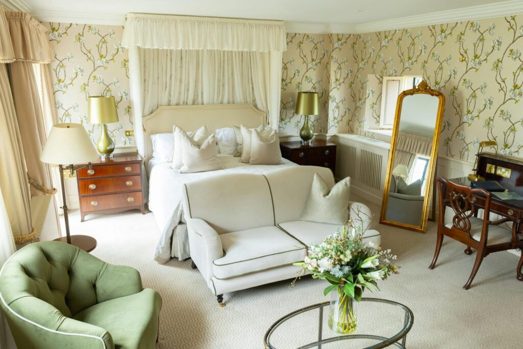 Luxury Rooms