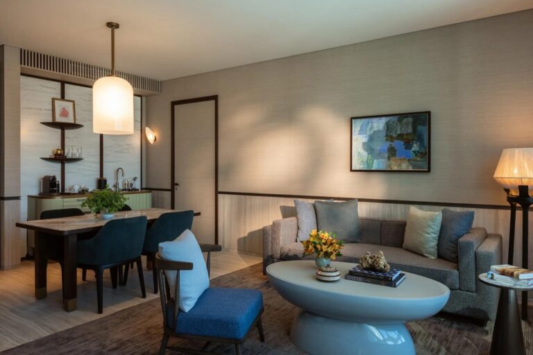 A Suite Lounge, Rosewood Doha
