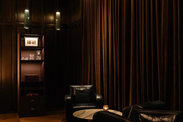 Sikar, Rosewood Doha