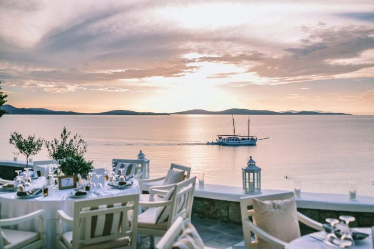 Sea-View Suite, Saint John Hotel Villas and Spa