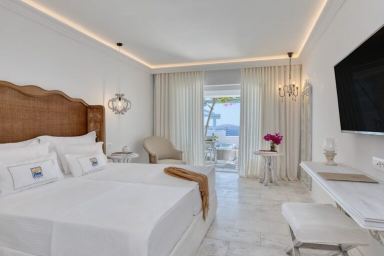 Signature Two-Bedroom Suite with Jetted Tub, Saint John Hotel Villas and Spa