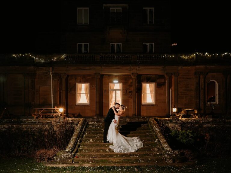 The house at night with lit windows, Salomons Estate