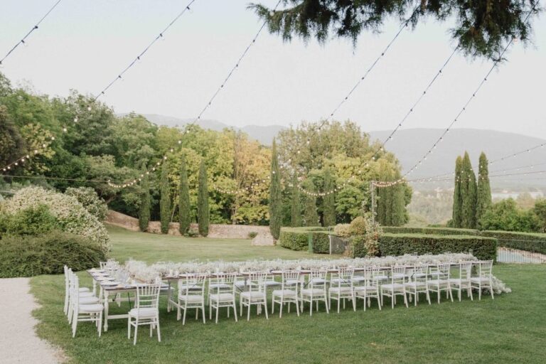 A Long Table Reception in the Gardens, San Pietro sopra le Acque