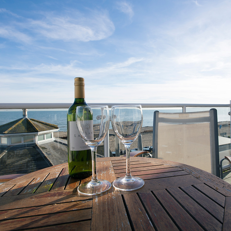 Large Sea View with Balcony