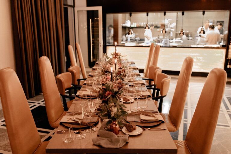 Reception table with candles and florals, Sarah Linow